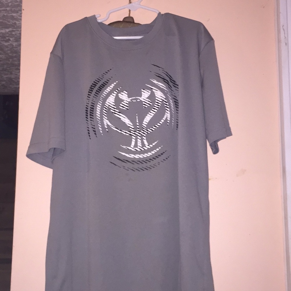 Boys under armor shirt